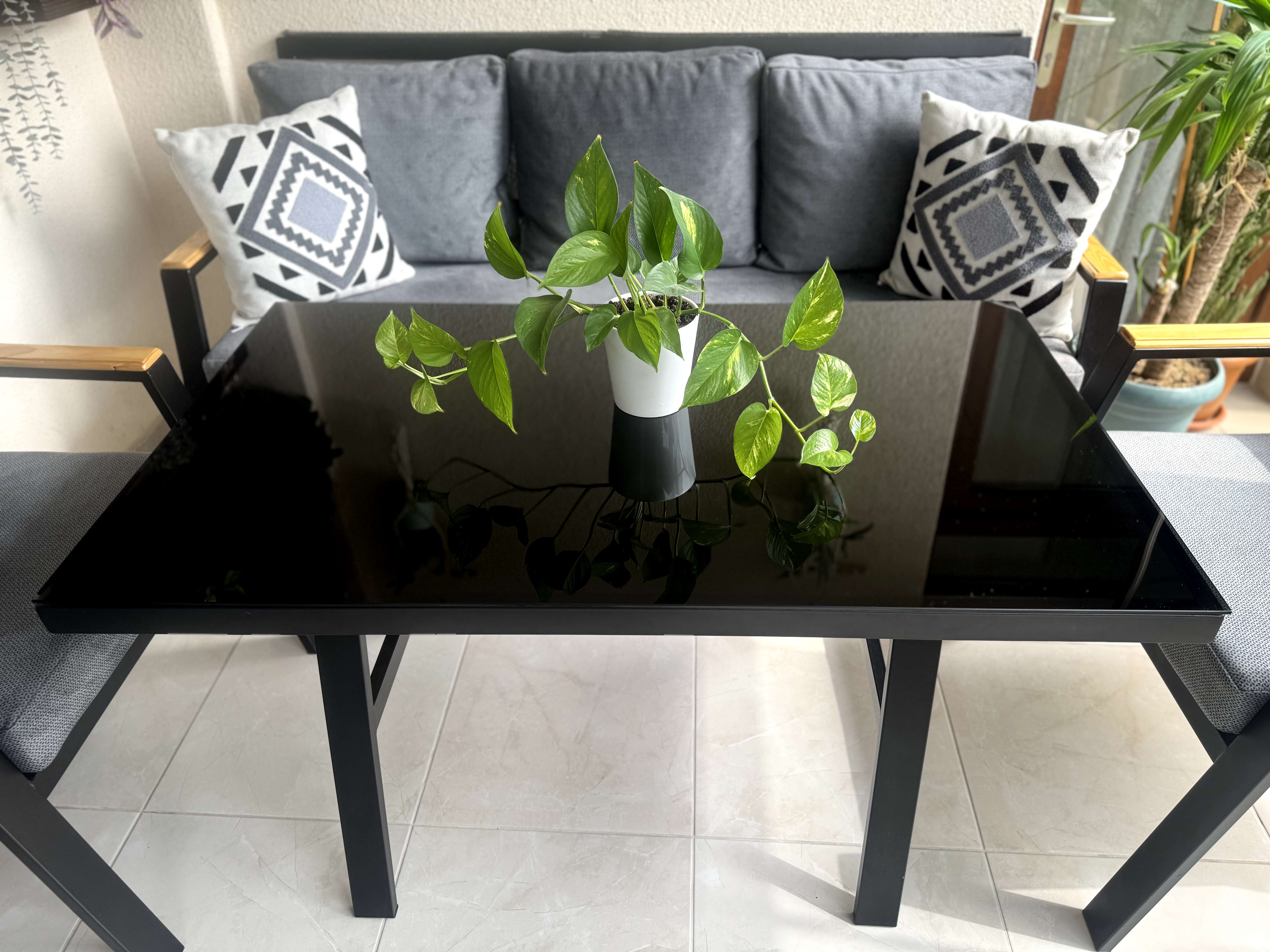 Mirev metal balkon takımı